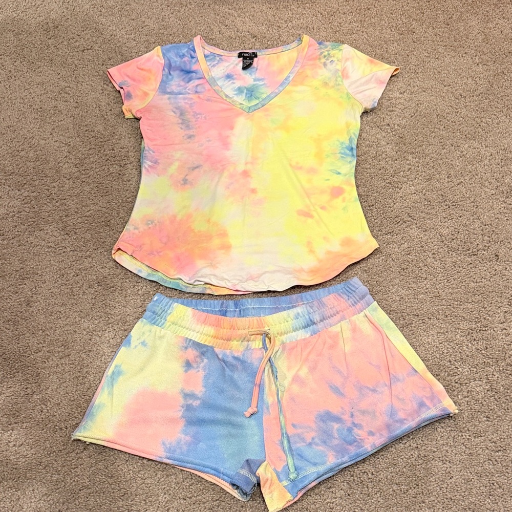 Colorful Tie-Dye Shorts Set